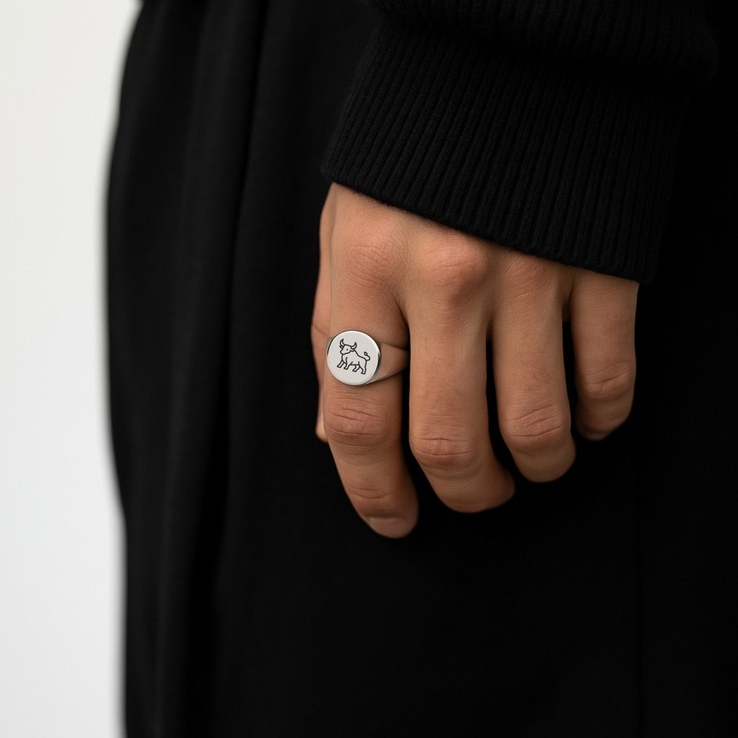 Uptrend Signet Ring (925 Sterling Silver) - Ring - Men's Jewellery